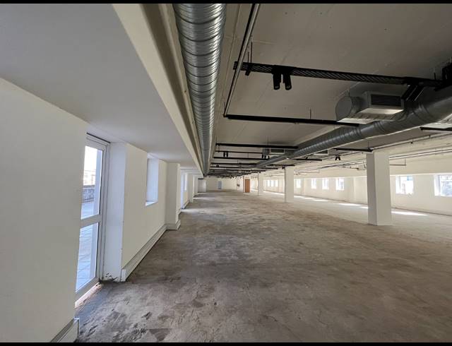 1,110M² OFFICE TO LET IN ROSEBANK